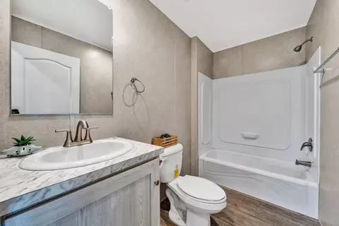 2098 Lipscomb Rd, Moneta, VA 24121 photo 13