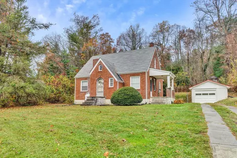 11153 Bent Mountain Rd, Bent Mountain, VA 24059