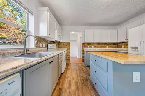704 Mountain Meadow Dr, Vinton, VA 24179 photo 13