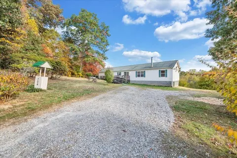 704 Mountain Meadow Dr, Vinton, VA 24179 photo 46