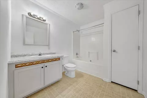 704 Mountain Meadow Dr, Vinton, VA 24179 photo 21