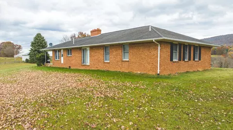 2103 Ridgeview Rd NW, Floyd, VA 24091 photo 11