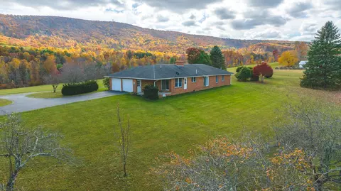 2103 Ridgeview Rd NW, Floyd, VA 24091