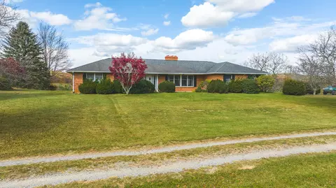2103 Ridgeview Rd NW, Floyd, VA 24091 photo 4