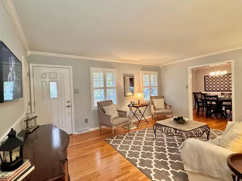 5315 Cave Spring Ln, Roanoke, VA 24018 photo 8