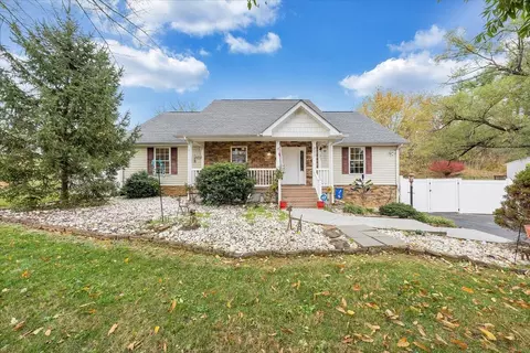 3577 Overbrook Dr, Roanoke, VA 24018