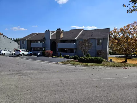 2401 Barnside Ct, Salem, VA 24153