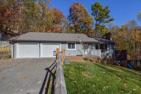 2343 Coachman Dr, Roanoke, VA 24012