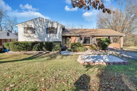 2513 Lakeview Dr NW, Roanoke, VA 24017