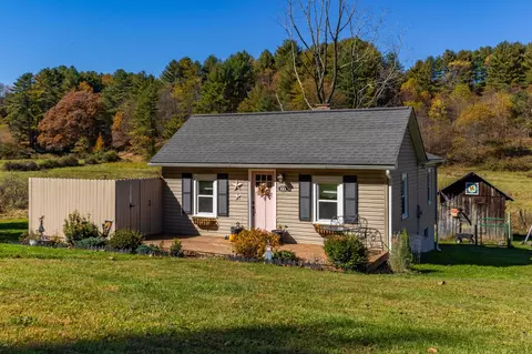 531 Duncans Chapel Rd NW, Willis, VA 24380