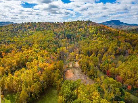 2307 Rush Fork Rd SW, Floyd, VA 24091