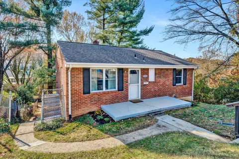 2544 Memorial Ave SW, Roanoke, VA 24015