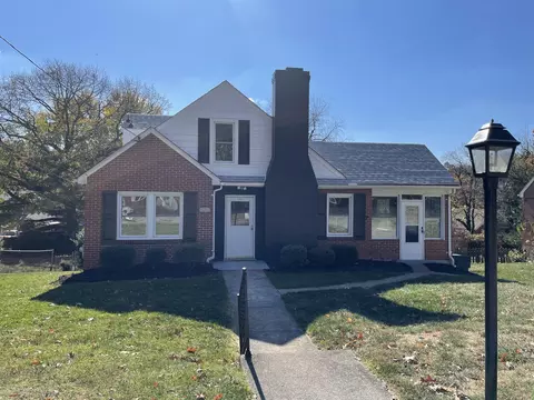 2926 Oakcrest Ave SW, Roanoke, VA 24015