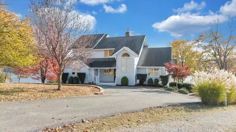 120 Wagon Wheel Trl, Moneta, VA 24121