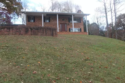 52 Bailey Blvd, Hardy, VA 24101