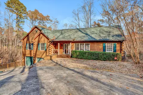 129 Lake Pointe Trl, Glade Hill, VA 24092