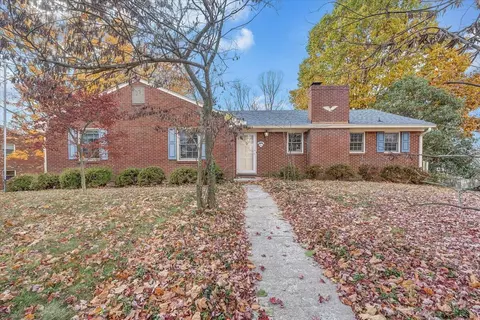 709 Olney Rd, Vinton, VA 24179