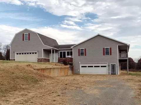 67 Nicole Dr, Glade Hill, VA 24092