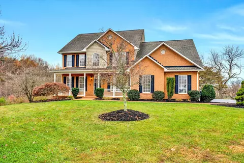 102 Summit Ridge Rd, Daleville, VA 24083