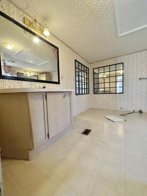 109 N River Rd, Covington, VA 24426 photo 37