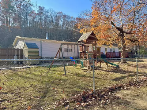 109 N River Rd, Covington, VA 24426 photo 11