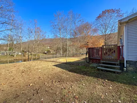 109 N River Rd, Covington, VA 24426 photo 10