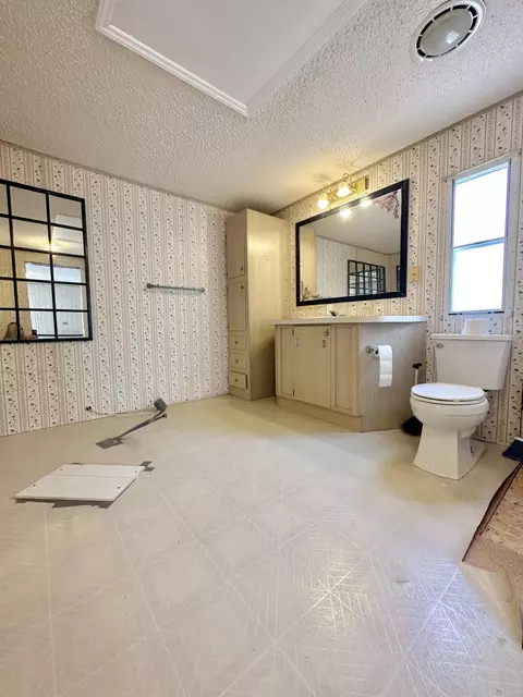 109 N River Rd, Covington, VA 24426 photo 38