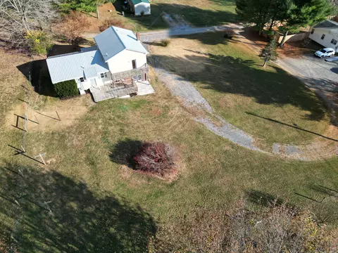 3159 Chrisley Pl, Draper, VA 24324 photo 8