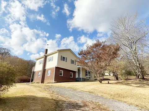 3159 Chrisley Pl, Draper, VA 24324 photo 3