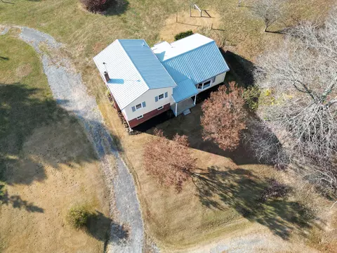 3159 Chrisley Pl, Draper, VA 24324 photo 6