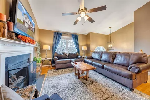1748 Meadows Rd, Vinton, VA 24179 photo 6