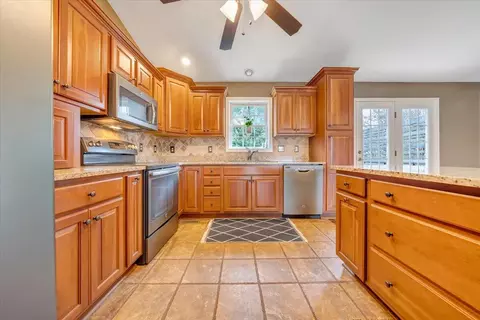 1748 Meadows Rd, Vinton, VA 24179 photo 13