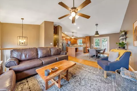 1748 Meadows Rd, Vinton, VA 24179 photo 8