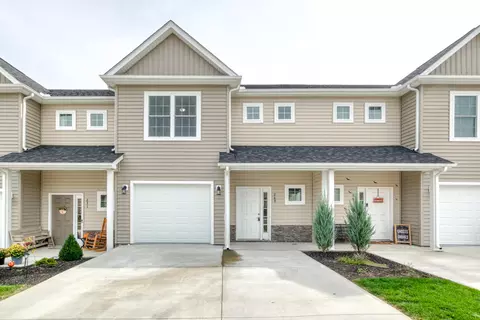 269 Louise Ln, Elliston, VA 24087