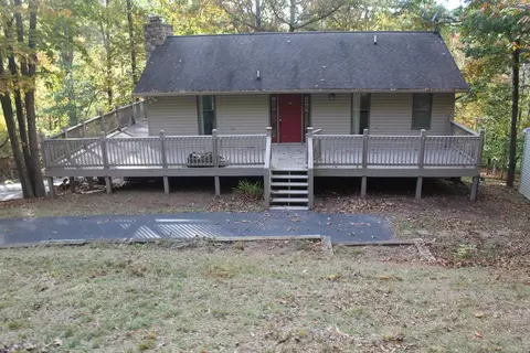 2370 Kingston Branch Rd, Christiansburg, VA 24073