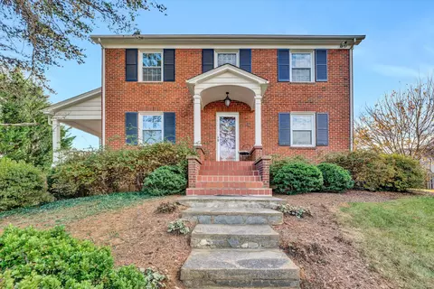 1134 Clearfield Rd SW, Roanoke, VA 24015