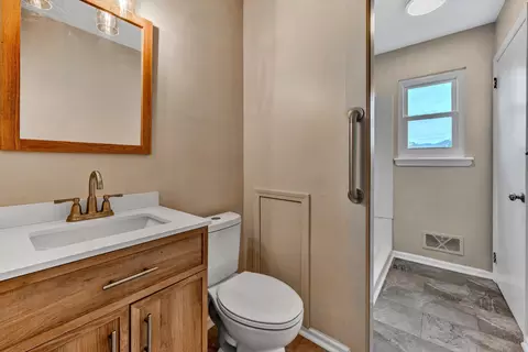 508 E Augusta Ave, Vinton, VA 24179 photo 9