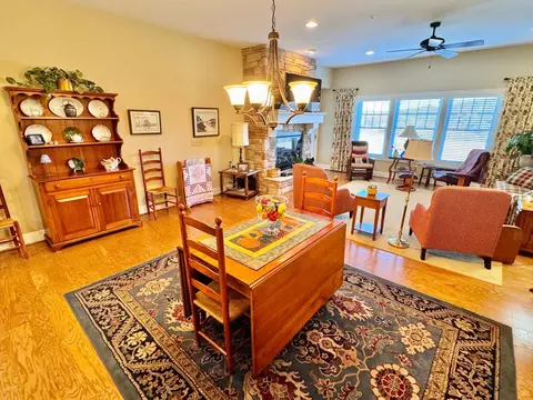 5452 The Peaks Dr, Roanoke, VA 24018 photo 12