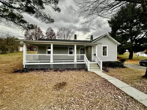 914 Piedmont Ave, Salem, VA 24153