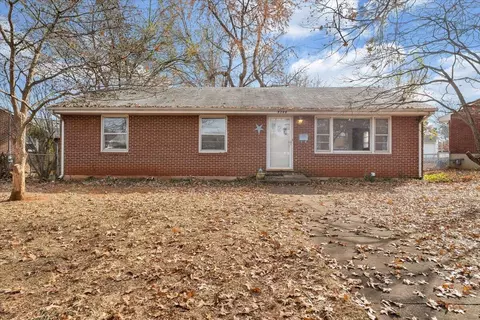 5769 Littleton Rd, Roanoke, VA 24012