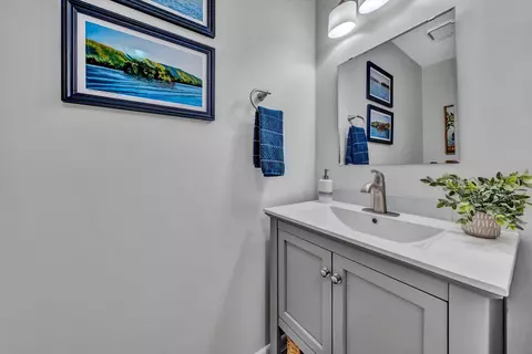 110 Windlass Pointe Dr, Moneta, VA 24121 photo 5