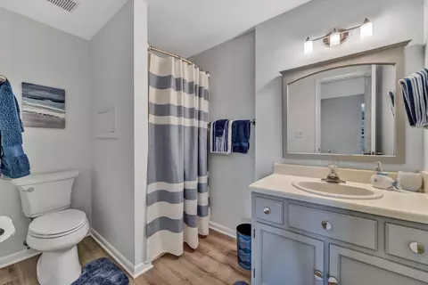 110 Windlass Pointe Dr, Moneta, VA 24121 photo 37