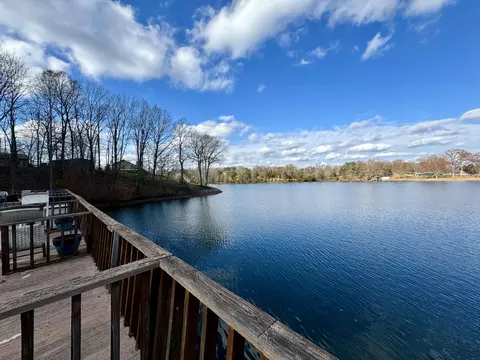 110 Windlass Pointe Dr, Moneta, VA 24121 photo 49