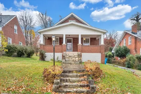 3216 Greenland Ave NW, Roanoke, VA 24012