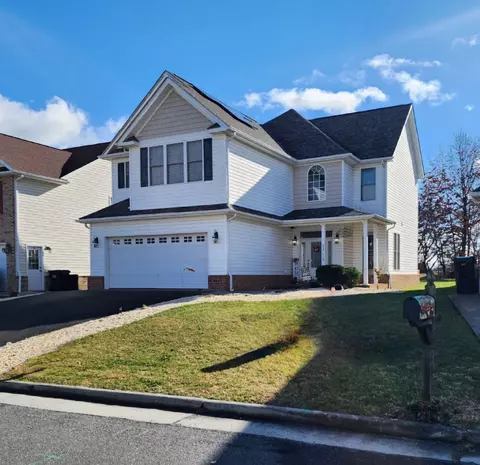 5715 Glen Haven Dr, Roanoke, VA 24019