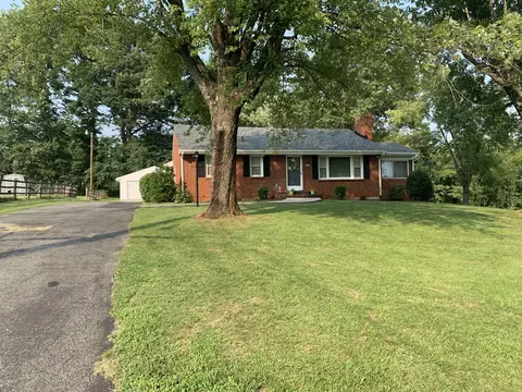 1659 Shady Knoll Ave, Bedford, VA 24523