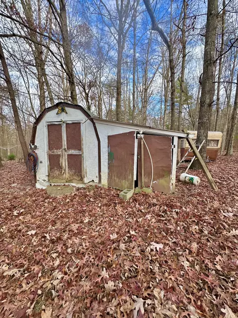 303 Jonestown Rd, Covington, VA 24426 photo 14