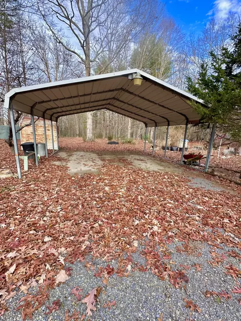 303 Jonestown Rd, Covington, VA 24426 photo 7