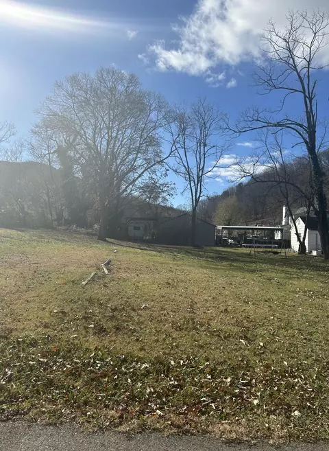 1023 Ethel Rd SE, Roanoke, VA 24014