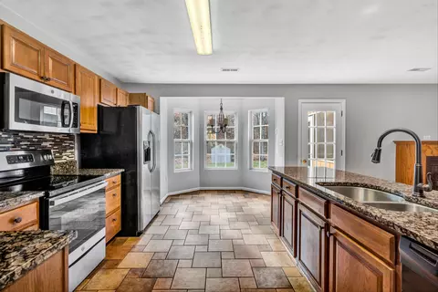 4218 Daugherty Rd, Salem, VA 24153 photo 5